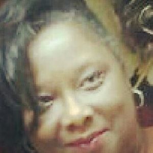 Meet your Posher, Dee